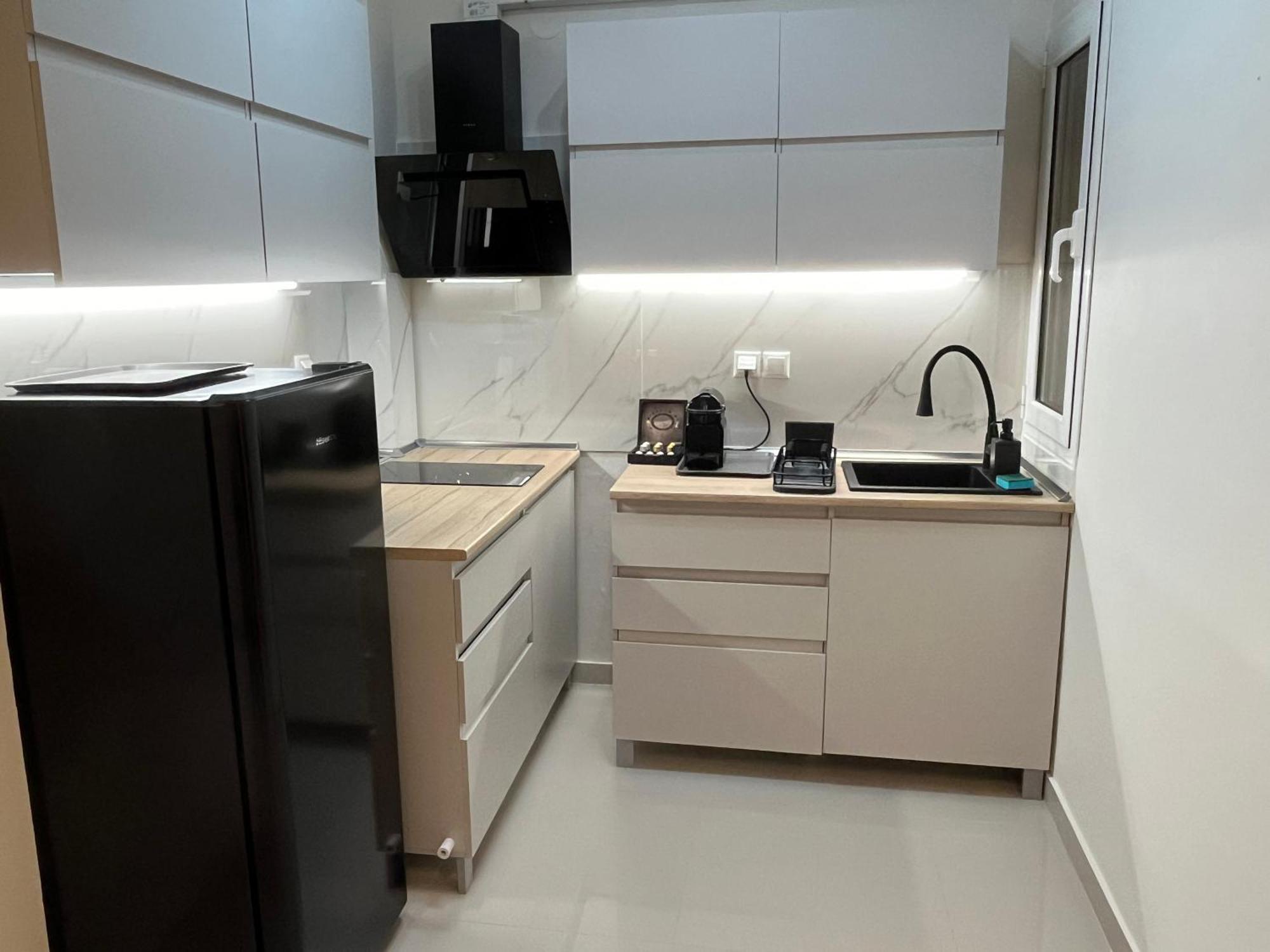 Irene Beach Front Luxury Suite Peraia  Luaran gambar